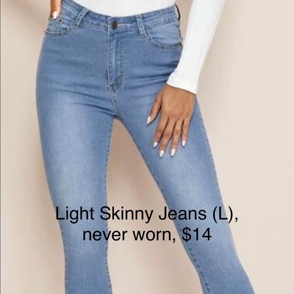 Light Blue Skinny Jeans (never worn), Large